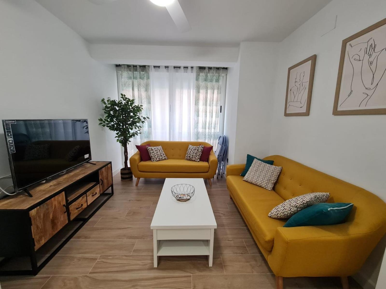 Ferienwohnung Tuguest Avenida Madrid Granada Exterior foto